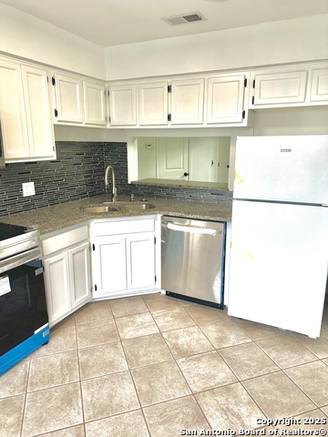 Image 6 of 21 For 2255 Thousand Oaks  810