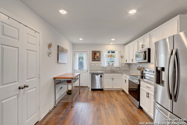 Image 12 of 27 For 747 Steeplebush