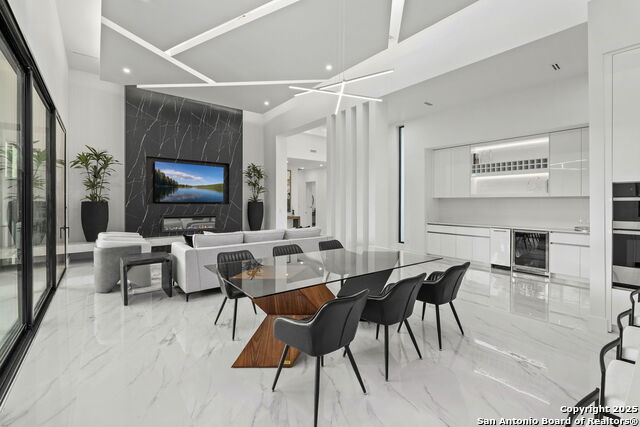 Listing photo id 16 for 23611 Messina Cyn