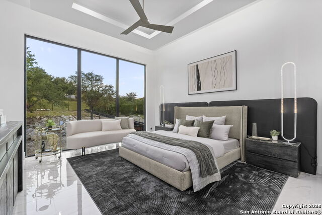 Listing photo id 22 for 23611 Messina Cyn