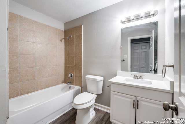 Image 20 of 27 For 9722 Spruce Ridge