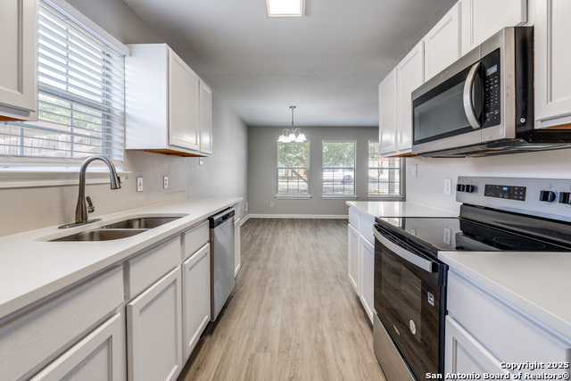 Image 3 of 27 For 9722 Spruce Ridge