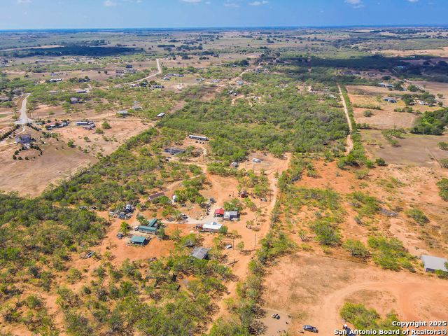 Listing photo id 18 for 608 Country Breeze