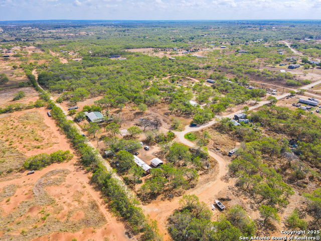 Listing photo id 3 for 608 Country Breeze