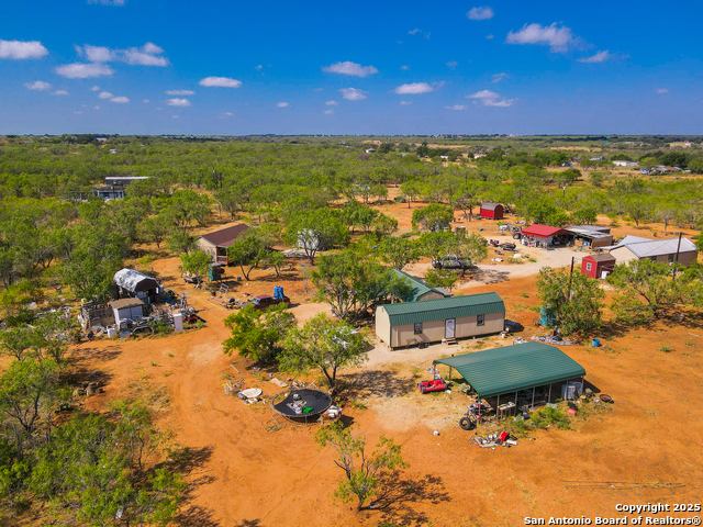 Listing photo id 6 for 608 Country Breeze