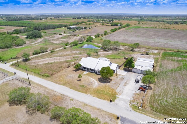Image 2 of 68 For 901 Kunde Rd