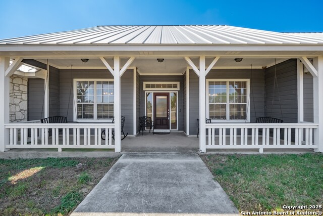 Image 3 of 68 For 901 Kunde Rd