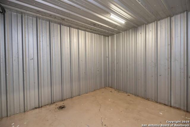 Image 65 of 68 For 901 Kunde Rd