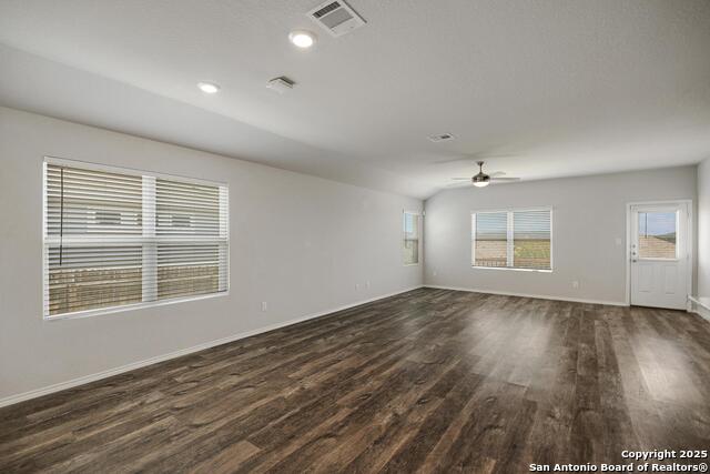 Image 11 of 41 For 31664 Bard Ln