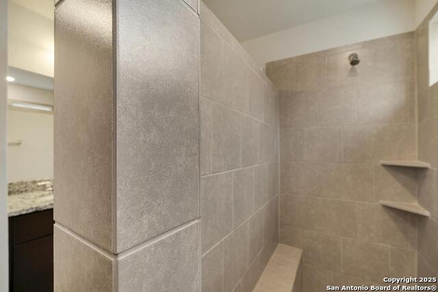 Image 20 of 41 For 31664 Bard Ln