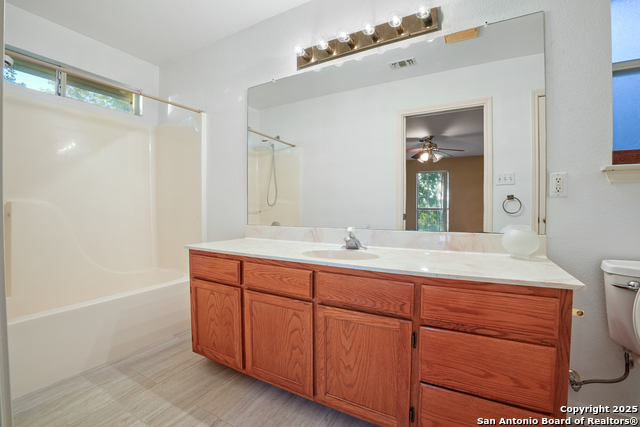 Image 19 of 36 For 7501 Linkside