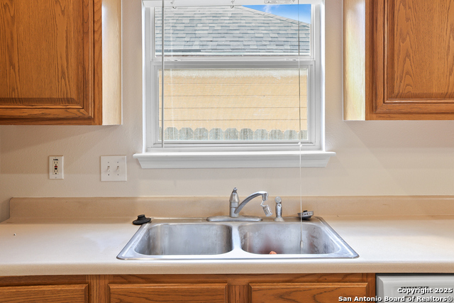 Image 12 of 32 For 23623 Persian Hollow