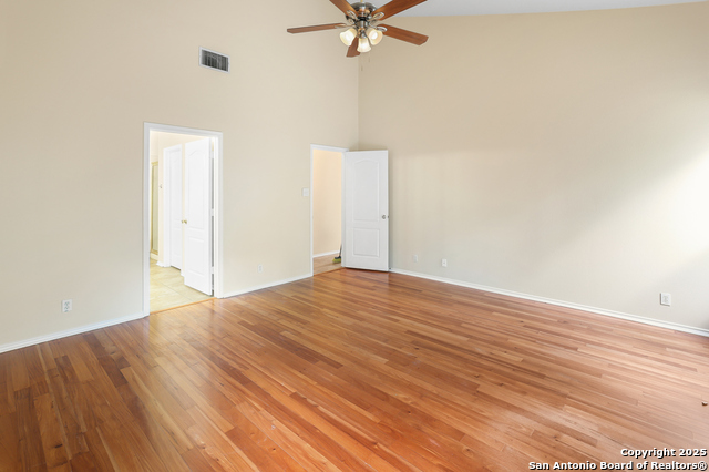 Image 15 of 32 For 23623 Persian Hollow