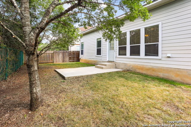 Image 29 of 32 For 23623 Persian Hollow