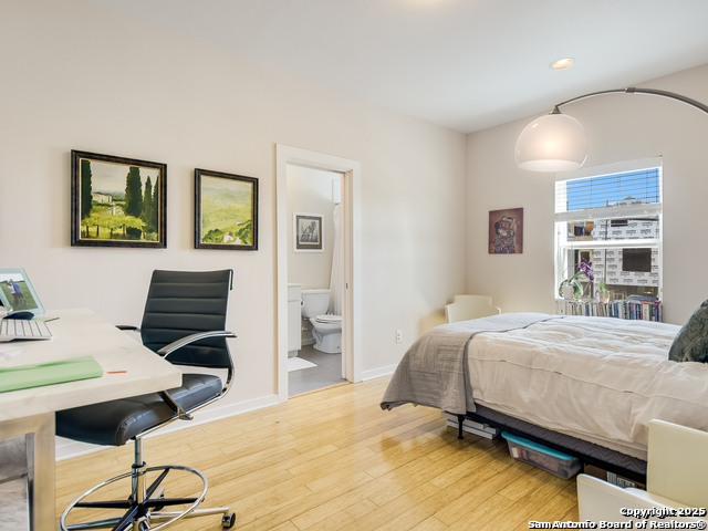 Listing photo id 13 for 236 Cevallos E Unit