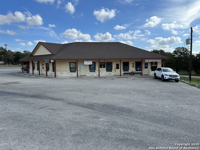 Listing photo id 3 for 4121 County Road 319