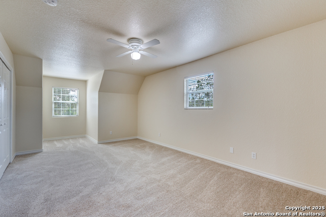 Image 15 of 29 For 807 Heinen  