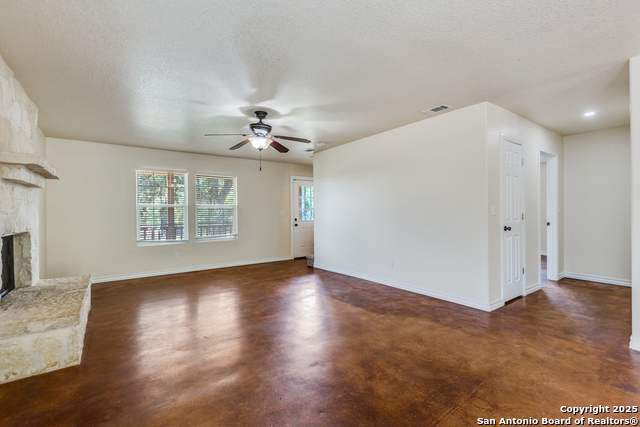 Image 8 of 29 For 807 Heinen  