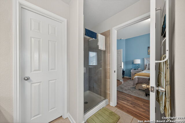 Listing photo id 17 for 7914 Brinson Court