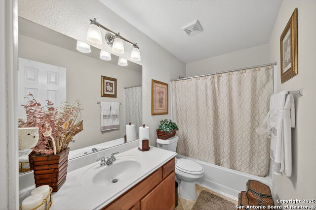 Listing photo id 19 for 7914 Brinson Court