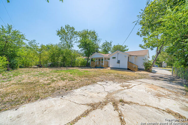 Image 10 of 28 For 315 Hermosa Dr W