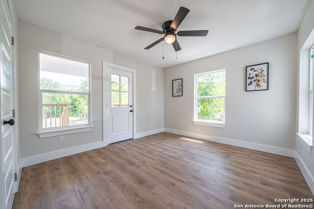 Image 19 of 28 For 315 Hermosa Dr W