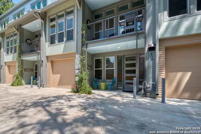 Details for 139 Cedar  104, San Antonio, TX 78210