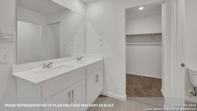 Image 18 of 29 For 223 Las Lomas