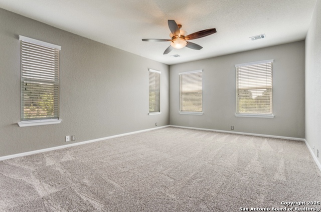Listing photo id 11 for 2559 Grayson 2559
