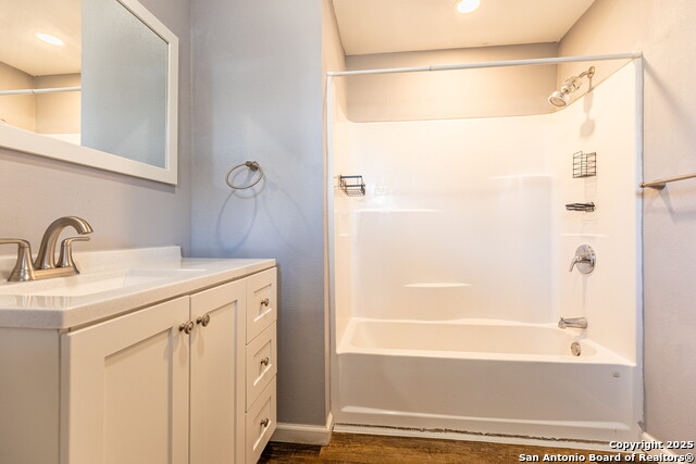Listing photo id 16 for 525 Mckinley