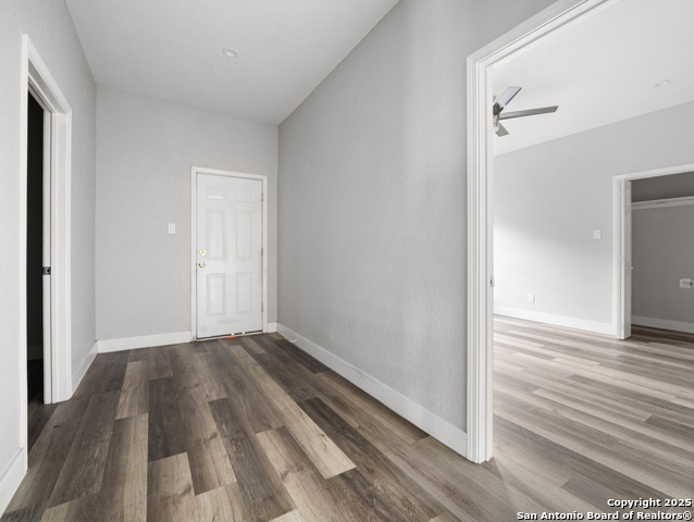 Image 11 of 27 For 130 Vitra Pl