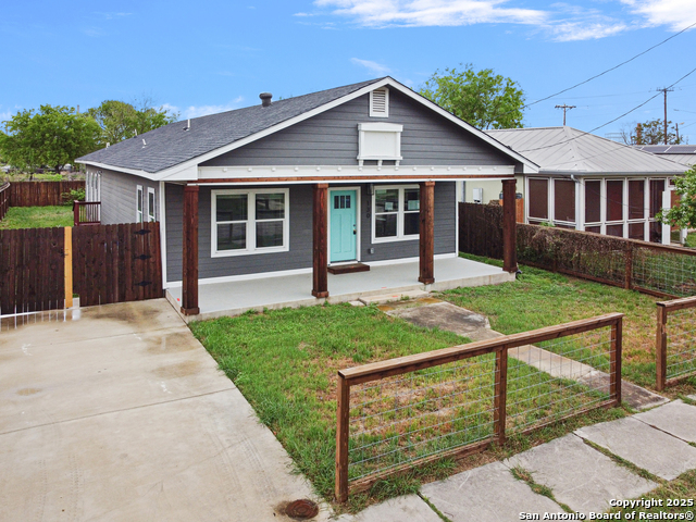 Image 2 of 27 For 130 Vitra Pl