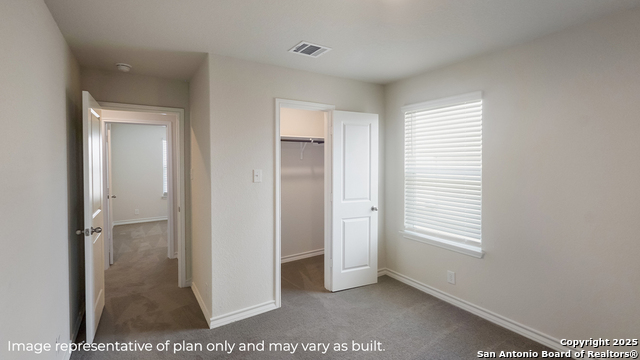 Listing photo id 4 for 21112 Gravel Keep