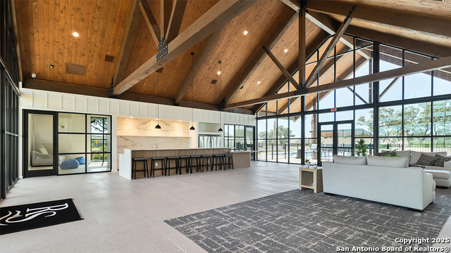 Listing photo id 58 for 14649 Pearl Flats