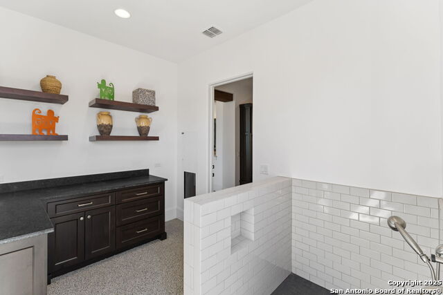 Image 61 of 101 For 27285 Toutant Beauregard Rd.