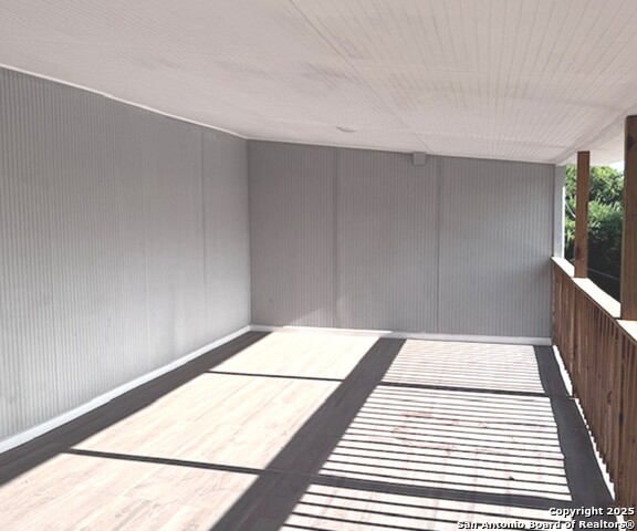 Image 25 of 31 For 2215 Saint Anthony