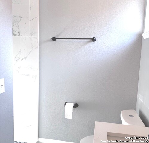 Image 6 of 31 For 2215 Saint Anthony