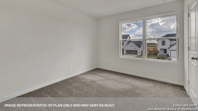 Image 29 of 40 For 140 Las Lomas