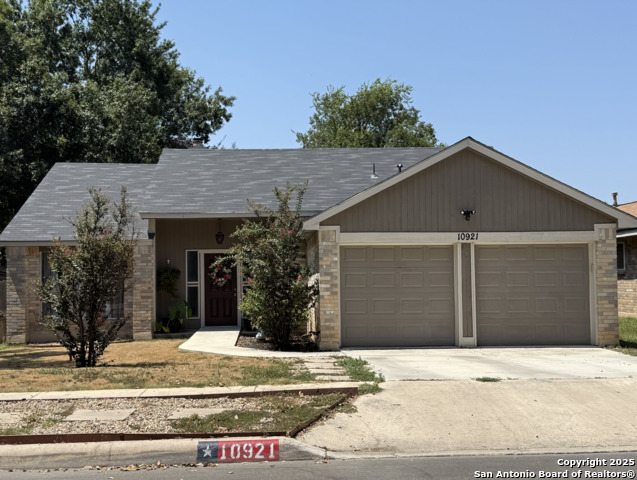 Details for 10921 Forest Farm, Live Oak, TX 78233