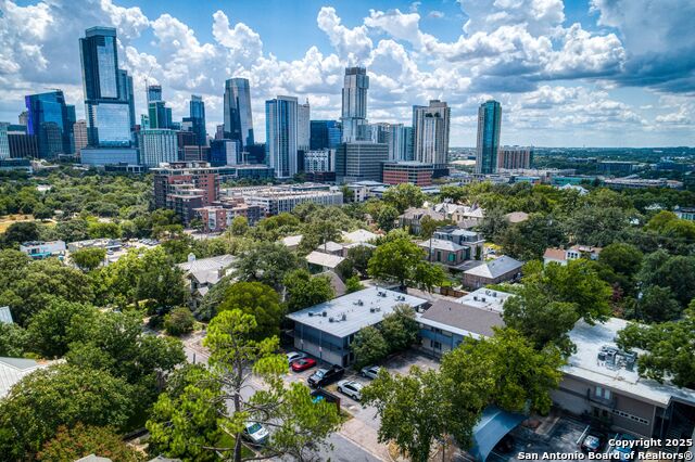 Details for 1111 10th W Apt 2, Austin, TX 78703