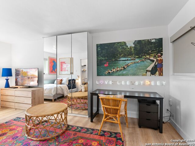 Listing photo id 8 for 1111 10th W Apt 206