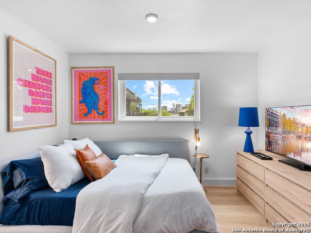 Listing photo id 14 for 1111 10th W Apt 206