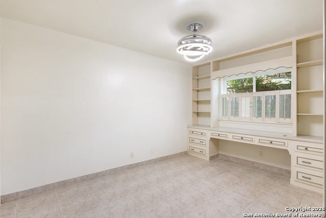 Image 15 of 20 For 6814 Forest Grv