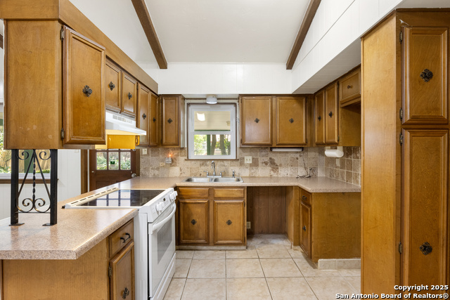 Image 7 of 20 For 6814 Forest Grv