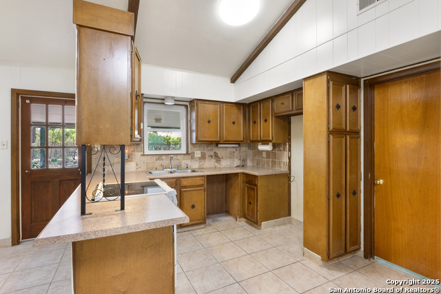 Image 8 of 20 For 6814 Forest Grv