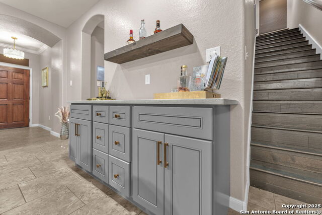 Image 17 of 46 For 8427 Buckhorn Parke