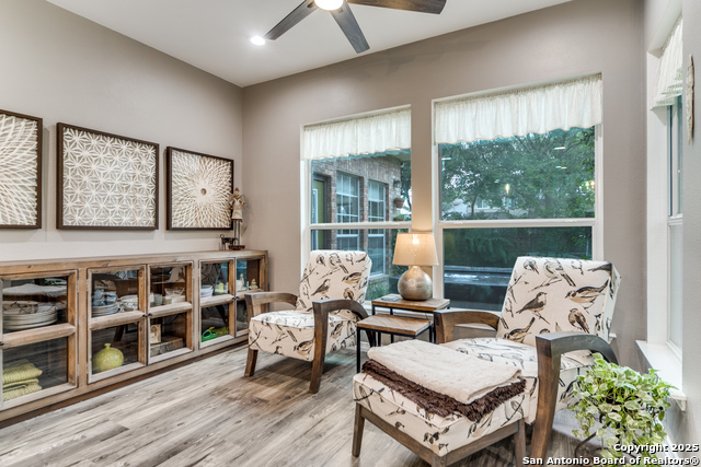 Image 13 of 30 For 8506 Fairway Spring