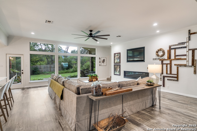 Image 9 of 30 For 8506 Fairway Spring