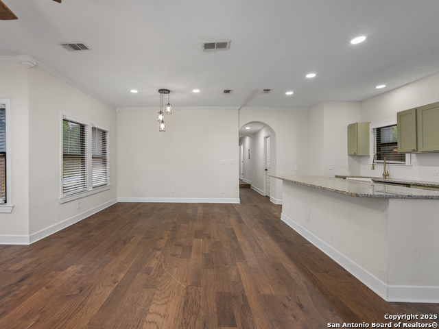 Image 10 of 38 For 610 Rosewood