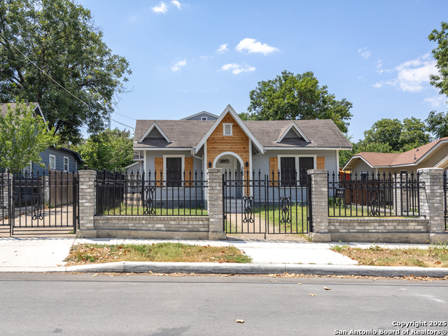 Image 5 of 38 For 610 Rosewood